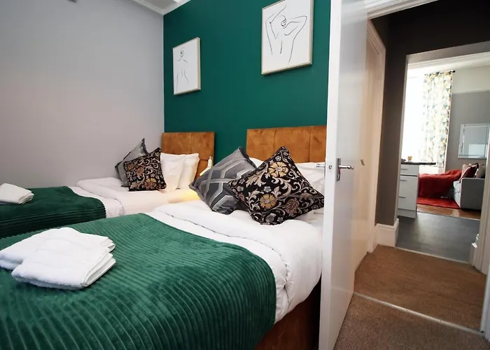 Sleek And Stylish 2 Bed In Clifton - Garden Διαμέρισμα *