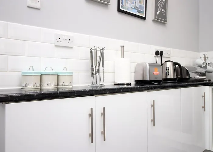 Sleek And Stylish 2 Bed In Clifton - Garden * Μπρίστολ