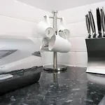 Apartment Sleek And Stylish 2 Bed In Clifton - Garden