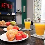 Apartment Sleek And Stylish 2 Bed In Clifton - Garden *