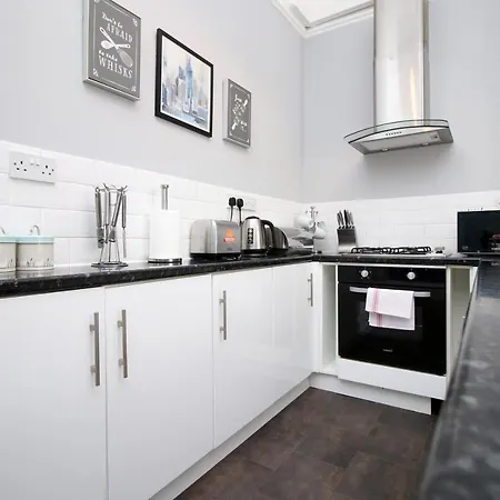 Apartment Sleek And Stylish 2 Bed In Clifton - Garden Bristol