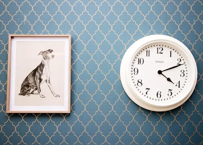 Sleek And Stylish 2 Bed In Clifton - Garden * 布里斯托