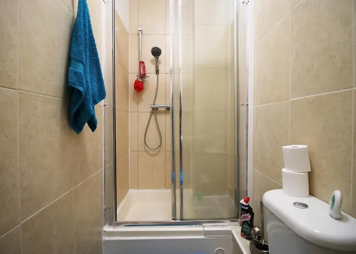 Sleek And Stylish 2 Bed In Clifton - Garden * 布里斯托