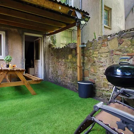 Apartament Sleek And Stylish 2 Bed In Clifton - Garden *