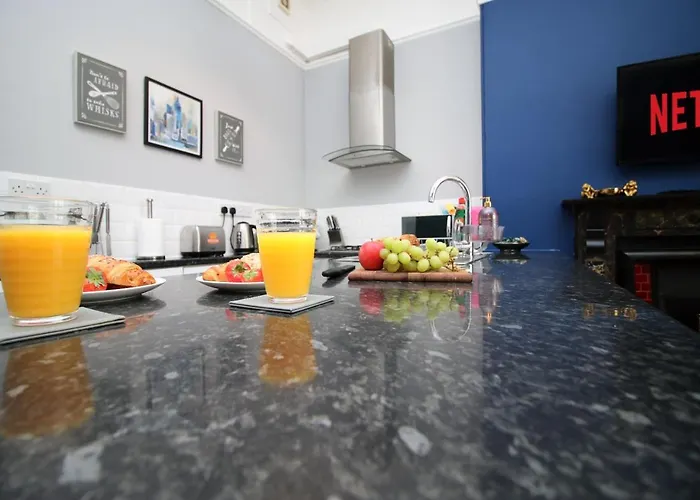 Sleek And Stylish 2 Bed In Clifton - Garden Apartmán Bristol