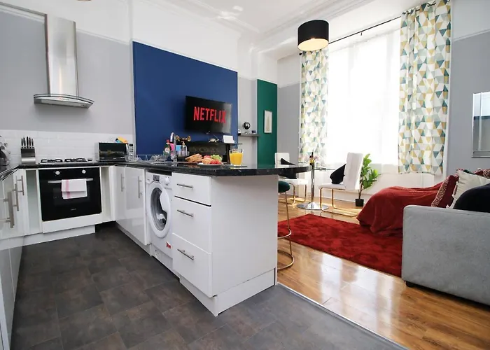 Apartament Sleek And Stylish 2 Bed In Clifton - Garden