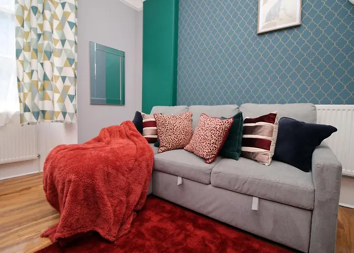 Sleek And Stylish 2 Bed In Clifton - Garden Apartament Bristol